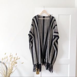 Black & White sweater cardigan